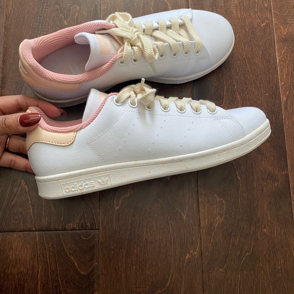 Beautiful Stan Smith sneakers! - Picture 6 of 10